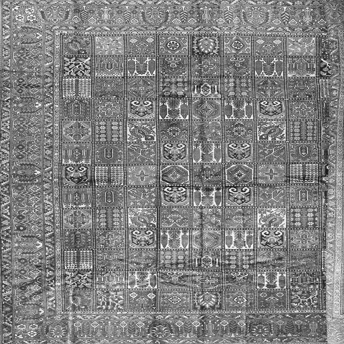 Serging Thickness of Persian Gray Traditional Rug, tr2944gry