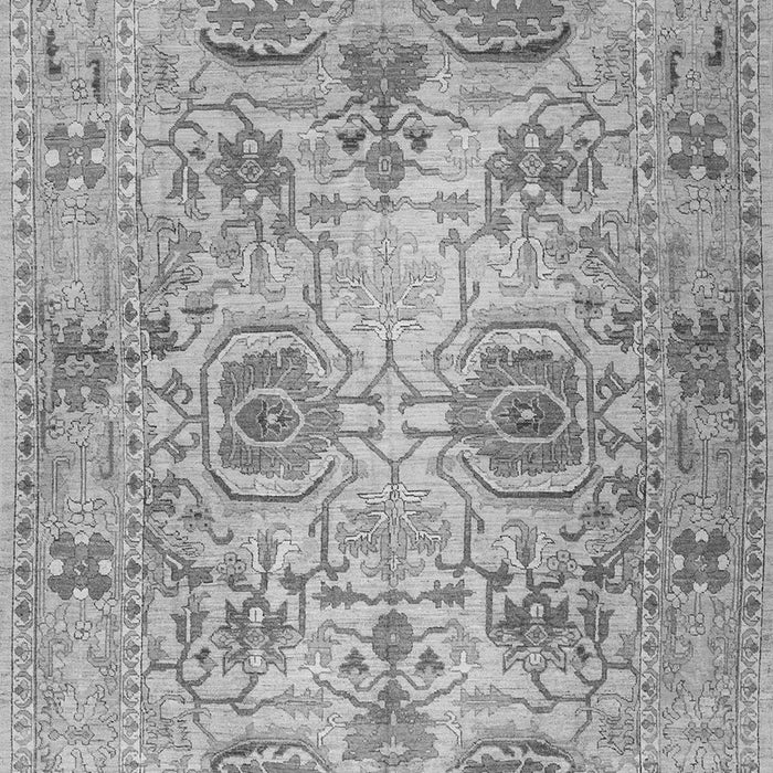 Serging Thickness of Machine Washable Persian Gray Traditional Rug, wshtr2946gry