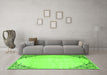 Machine Washable Persian Green Traditional Area Rugs in a Living Room,, wshtr2949grn