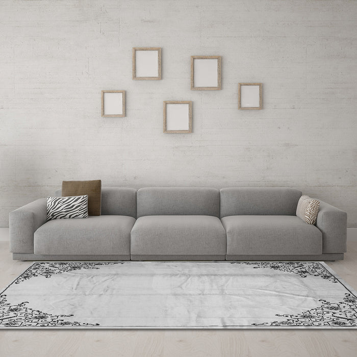 Machine Washable Persian Gray Traditional Rug in a Living Room,, wshtr2949gry