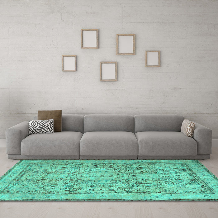 Machine Washable Persian Turquoise Traditional Area Rugs in a Living Room,, wshtr2950turq