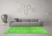 Machine Washable Persian Green Traditional Area Rugs in a Living Room,, wshtr2952grn