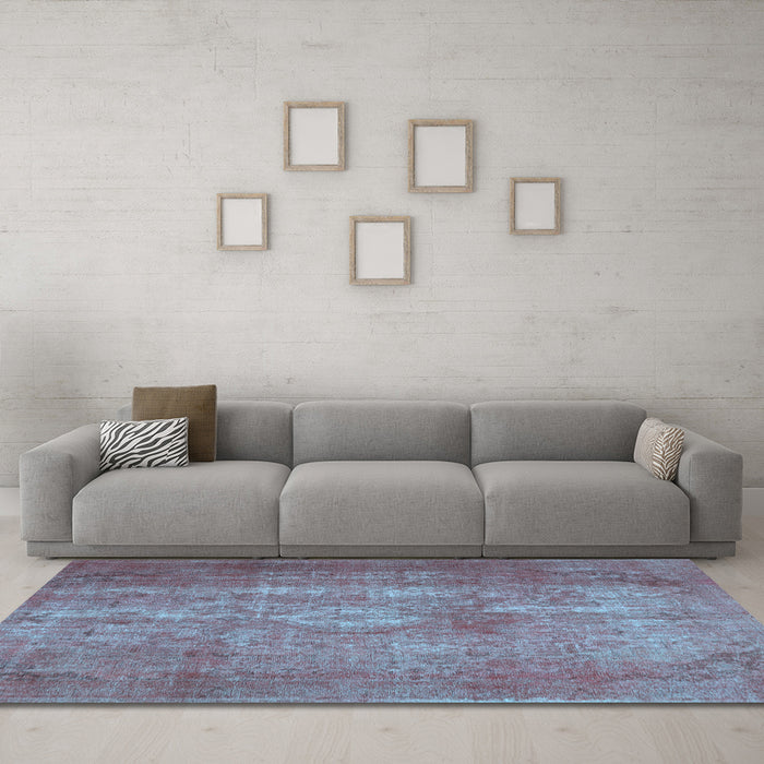 Machine Washable Persian Light Blue Traditional Rug in a Living Room, wshtr2953lblu