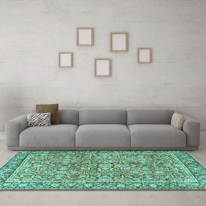 Machine Washable Persian Turquoise Traditional Area Rugs in a Living Room,, wshtr2954turq