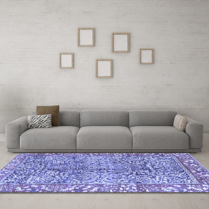 Machine Washable Persian Blue Traditional Rug in a Living Room, wshtr2956blu