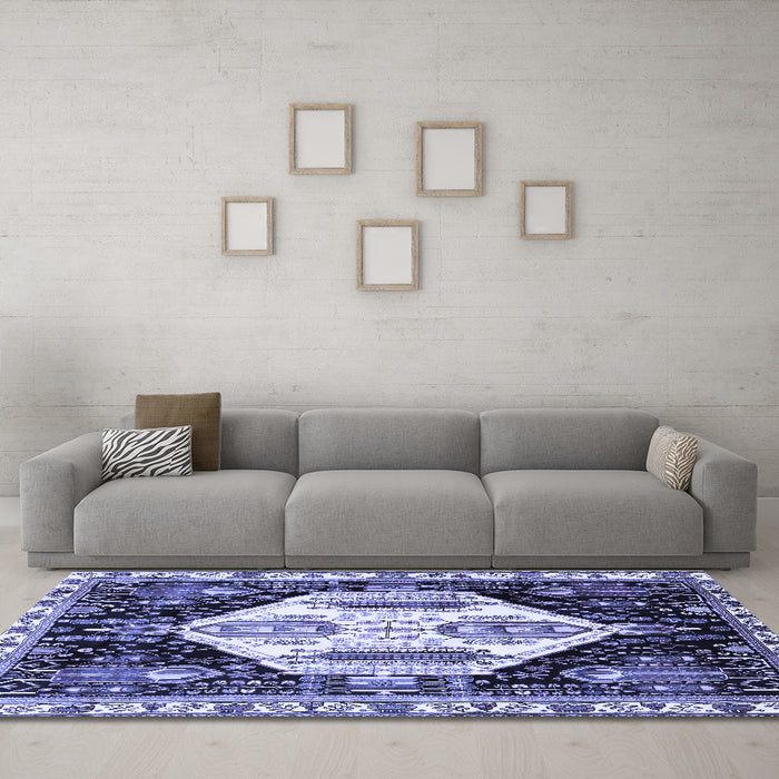 Machine Washable Persian Blue Traditional Rug in a Living Room, wshtr2959blu