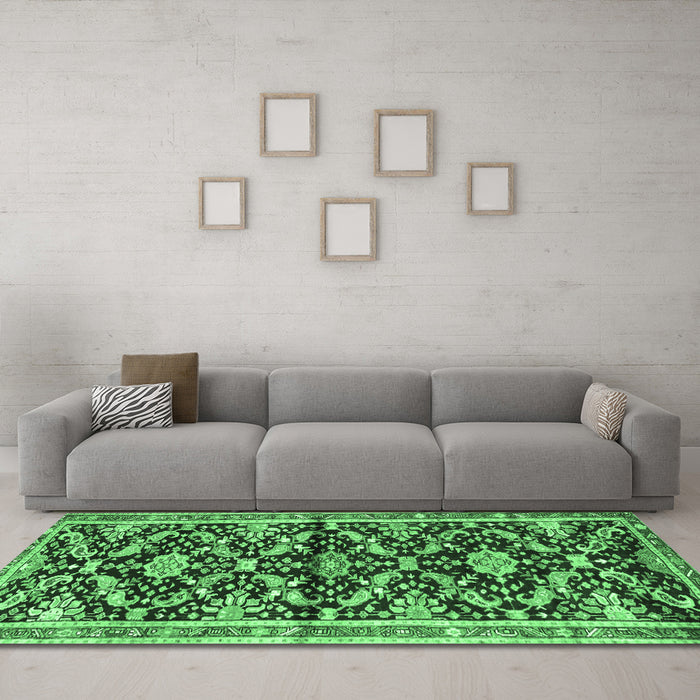 Machine Washable Animal Emerald Green Traditional Area Rugs in a Living Room,, wshtr2969emgrn