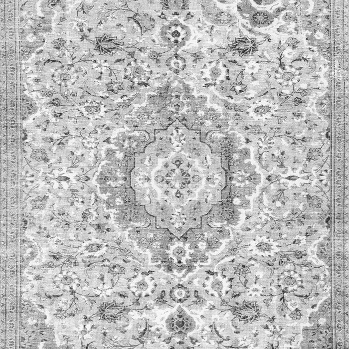 Serging Thickness of Machine Washable Persian Gray Traditional Rug, wshtr2981gry