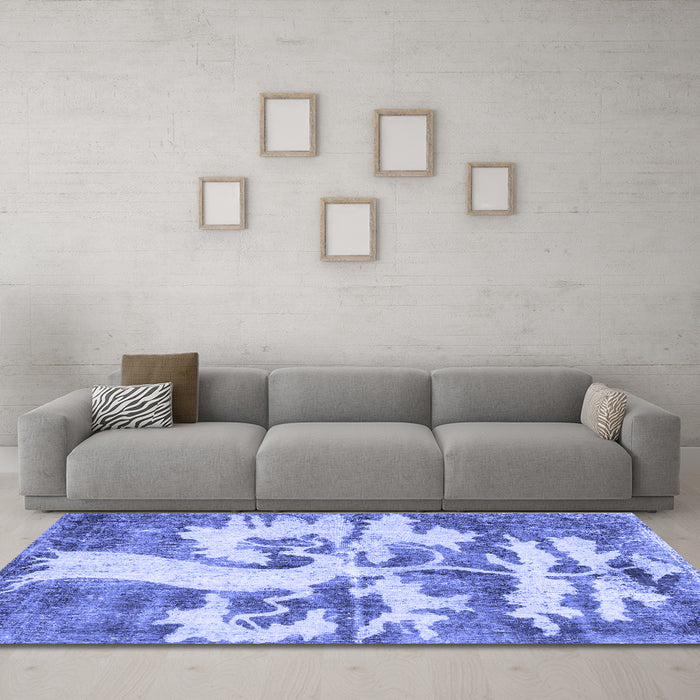 Machine Washable Persian Blue Traditional Rug in a Living Room, wshtr2983blu