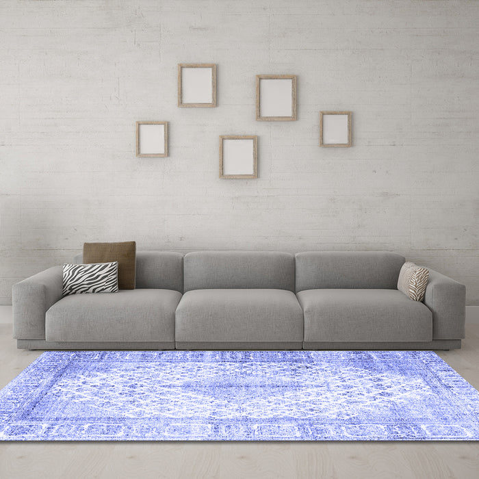 Machine Washable Persian Blue Traditional Rug in a Living Room, wshtr2986blu