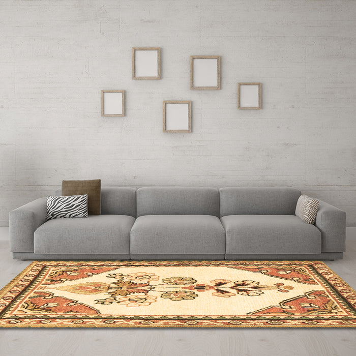 Machine Washable Animal Brown Traditional Rug in a Living Room,, wshtr2989brn