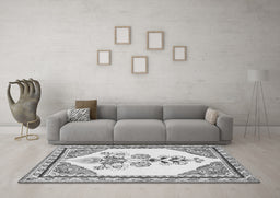 Machine Washable Animal Gray Traditional Rug in a Living Room,, wshtr2989gry