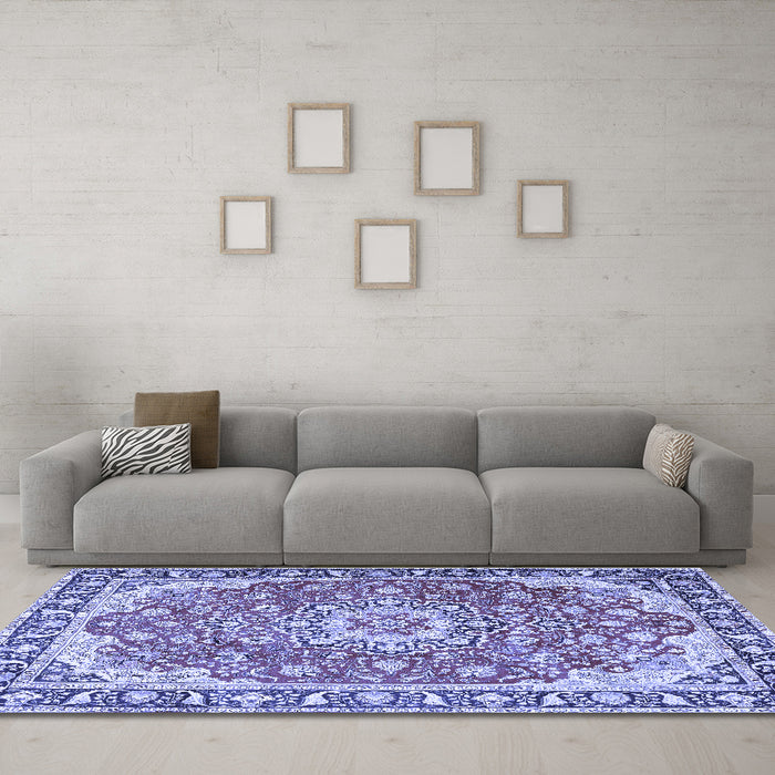Machine Washable Persian Blue Traditional Rug in a Living Room, wshtr2991blu