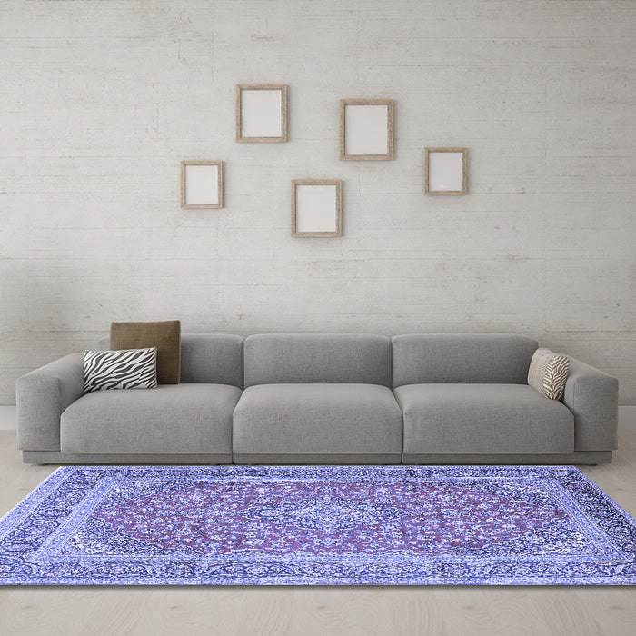 Machine Washable Persian Blue Traditional Rug in a Living Room, wshtr2993blu