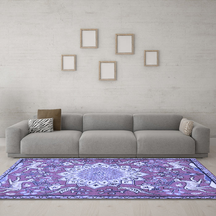 Machine Washable Animal Blue Traditional Rug in a Living Room, wshtr2996blu