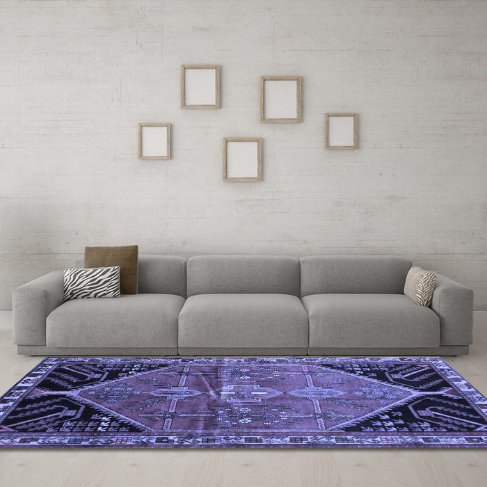 Machine Washable Persian Blue Traditional Rug in a Living Room, wshtr299blu