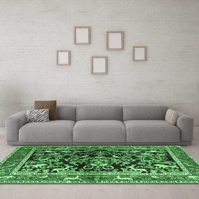 Machine Washable Animal Emerald Green Traditional Area Rugs in a Living Room,, wshtr3000emgrn