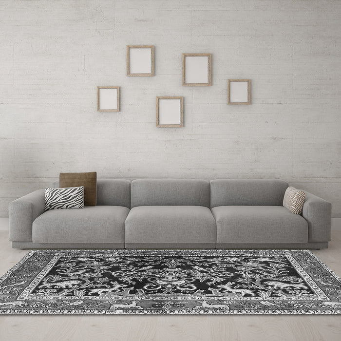 Machine Washable Animal Gray Traditional Rug in a Living Room,, wshtr3000gry
