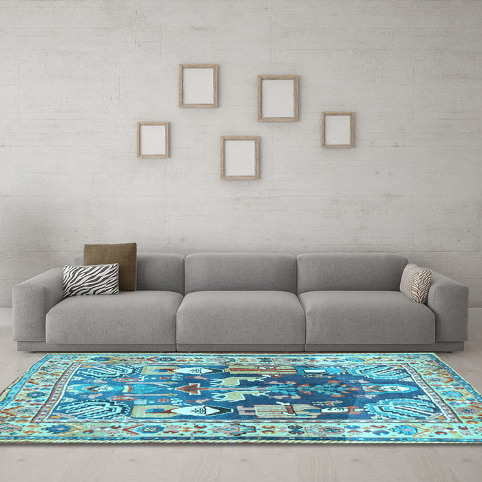 Machine Washable Animal Light Blue Traditional Rug in a Living Room, wshtr3001lblu