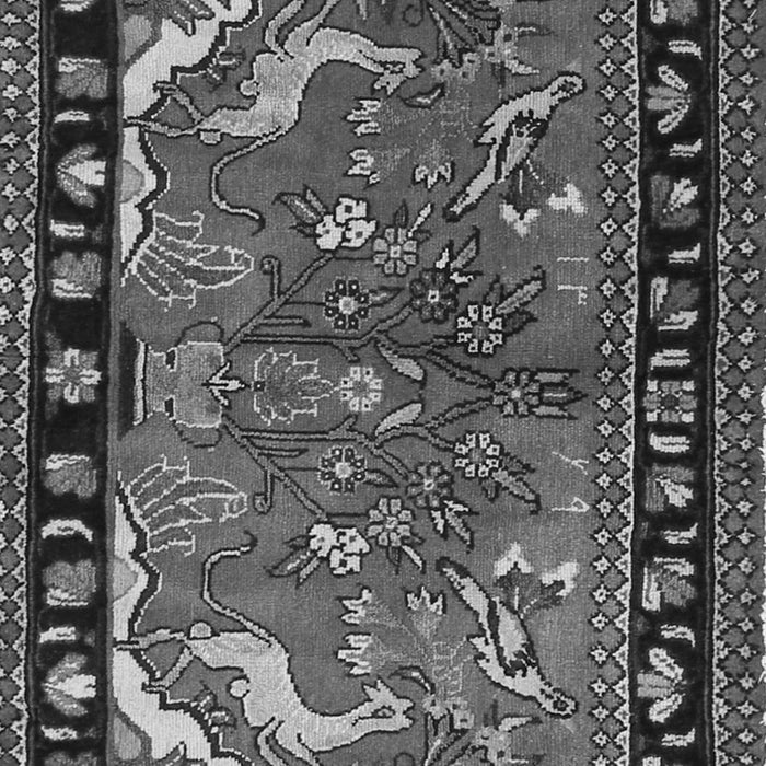 Serging Thickness of Machine Washable Persian Gray Traditional Rug, wshtr3002gry