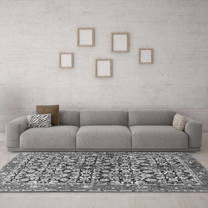 Machine Washable Persian Gray Traditional Rug in a Living Room,, wshtr3003gry