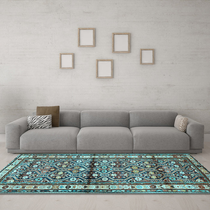 Machine Washable Persian Light Blue Traditional Rug in a Living Room, wshtr3004lblu