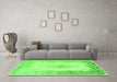 Machine Washable Persian Green Traditional Area Rugs in a Living Room,, wshtr3005grn