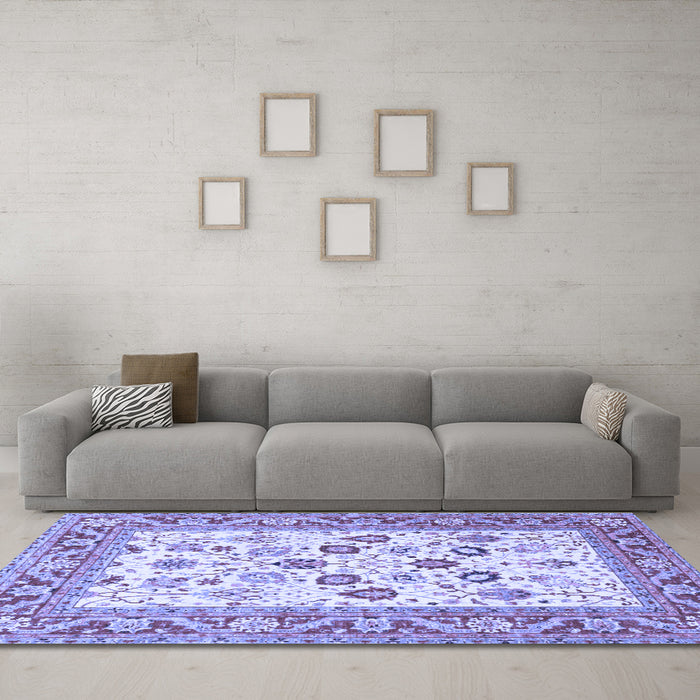 Machine Washable Oriental Blue Traditional Rug in a Living Room, wshtr3006blu