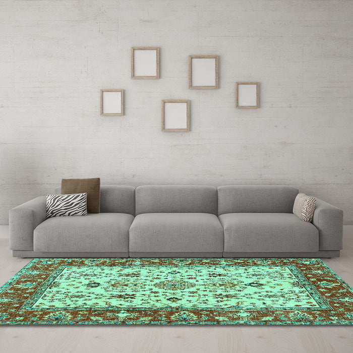 Machine Washable Persian Turquoise Traditional Area Rugs in a Living Room,, wshtr3013turq