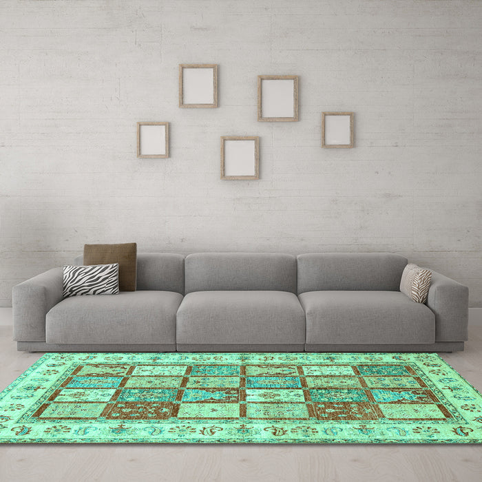 Machine Washable Persian Turquoise Traditional Area Rugs in a Living Room,, wshtr3015turq