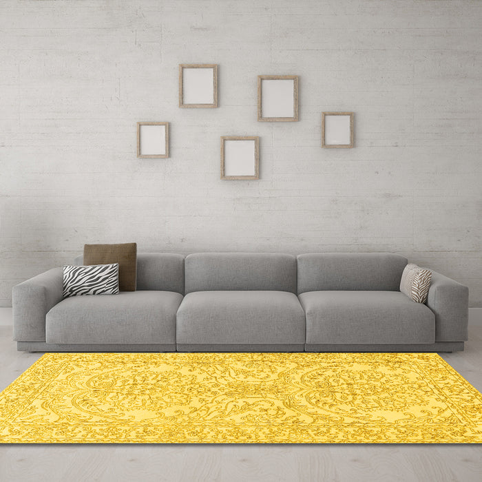 Machine Washable Persian Yellow Traditional Rug in a Living Room, wshtr3017yw