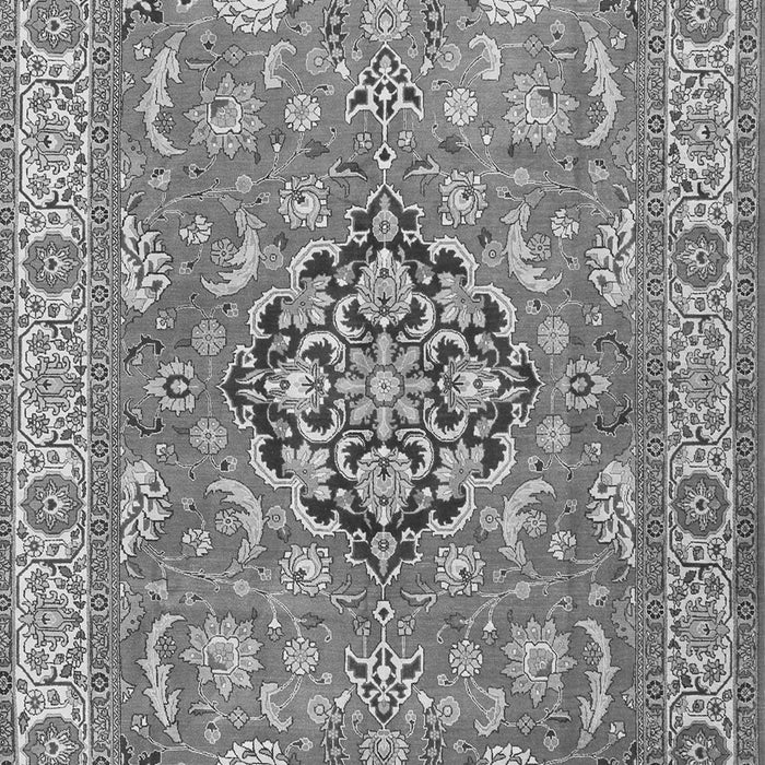 Serging Thickness of Machine Washable Persian Gray Traditional Rug, wshtr3018gry