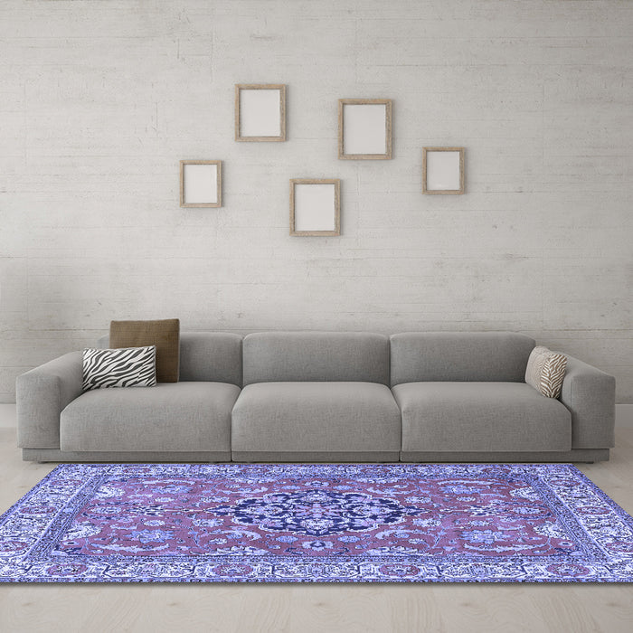 Machine Washable Persian Blue Traditional Rug in a Living Room, wshtr3018blu