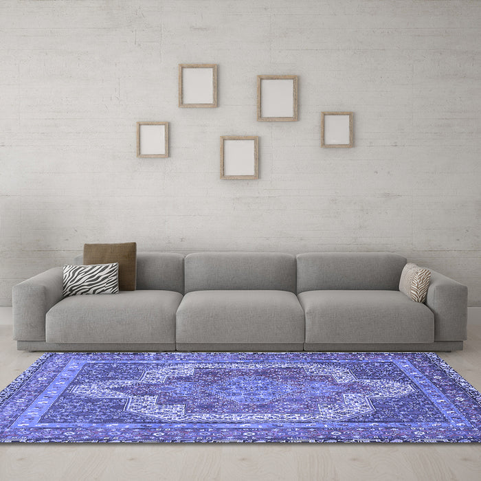 Machine Washable Medallion Blue Traditional Rug in a Living Room, wshtr3025blu