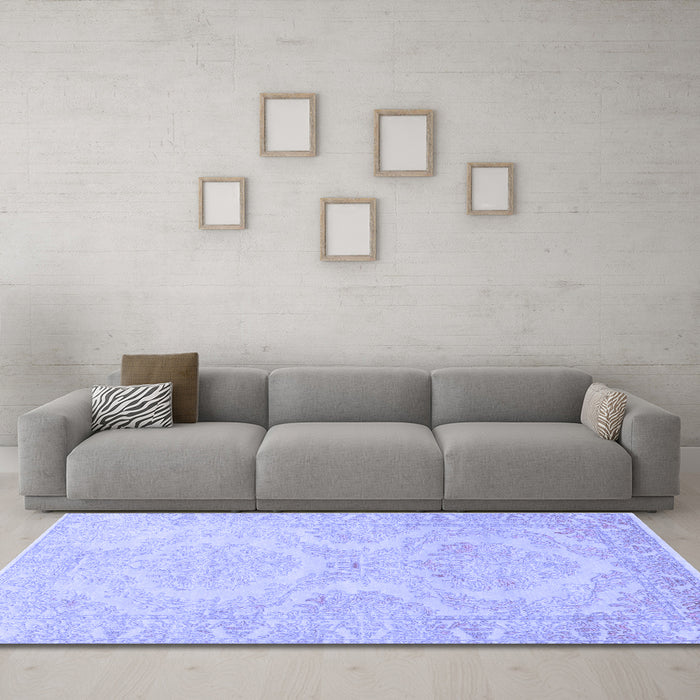 Machine Washable Persian Blue Traditional Rug in a Living Room, wshtr3026blu