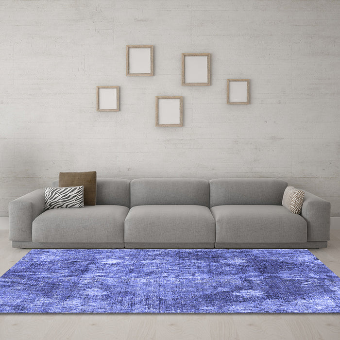 Machine Washable Persian Blue Traditional Rug in a Living Room, wshtr3028blu