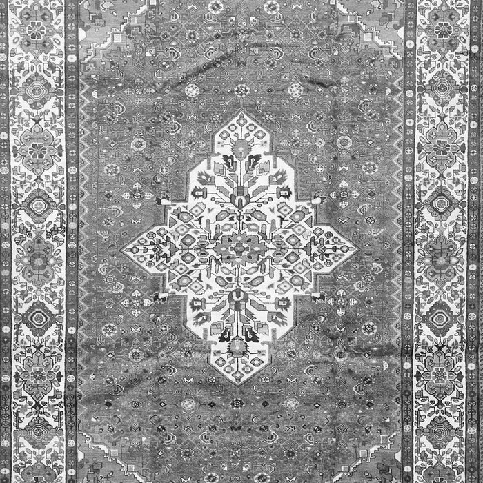 Serging Thickness of Machine Washable Medallion Gray Traditional Rug, wshtr302gry