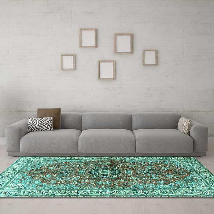 Machine Washable Persian Turquoise Traditional Area Rugs in a Living Room,, wshtr3031turq