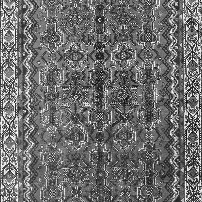 Serging Thickness of Machine Washable Persian Gray Traditional Rug, wshtr3032gry
