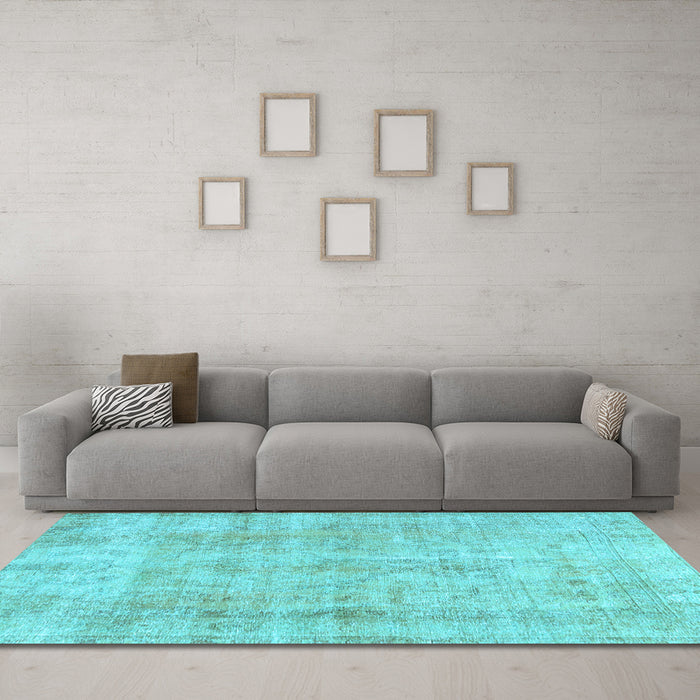 Machine Washable Persian Light Blue Traditional Rug in a Living Room, wshtr3035lblu