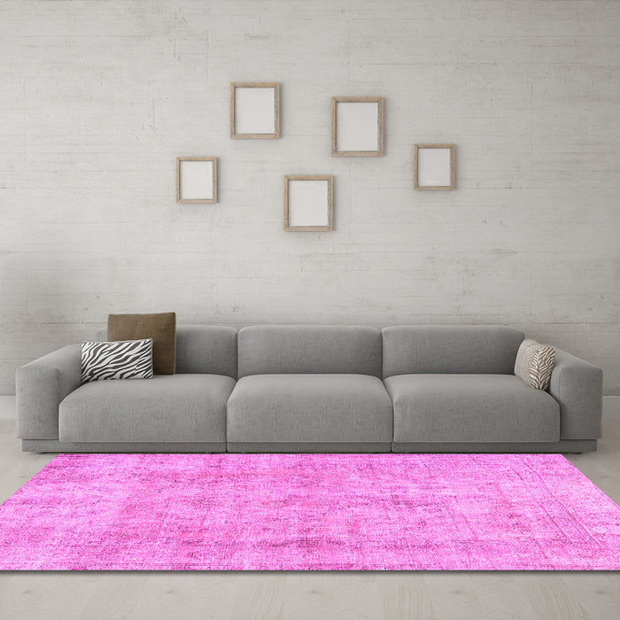 Machine Washable Persian Pink Traditional Rug in a Living Room, wshtr3035pnk