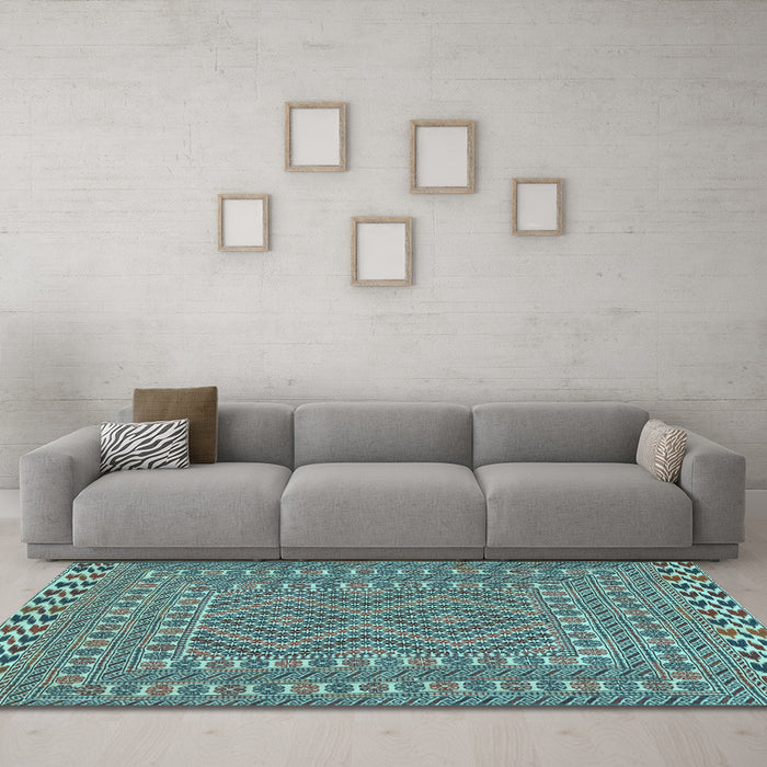 Machine Washable Persian Light Blue Traditional Rug in a Living Room, wshtr3040lblu