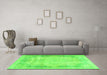 Machine Washable Persian Green Traditional Area Rugs in a Living Room,, wshtr3048grn