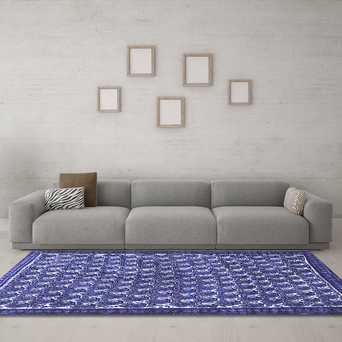 Machine Washable Persian Blue Traditional Rug in a Living Room, wshtr304blu