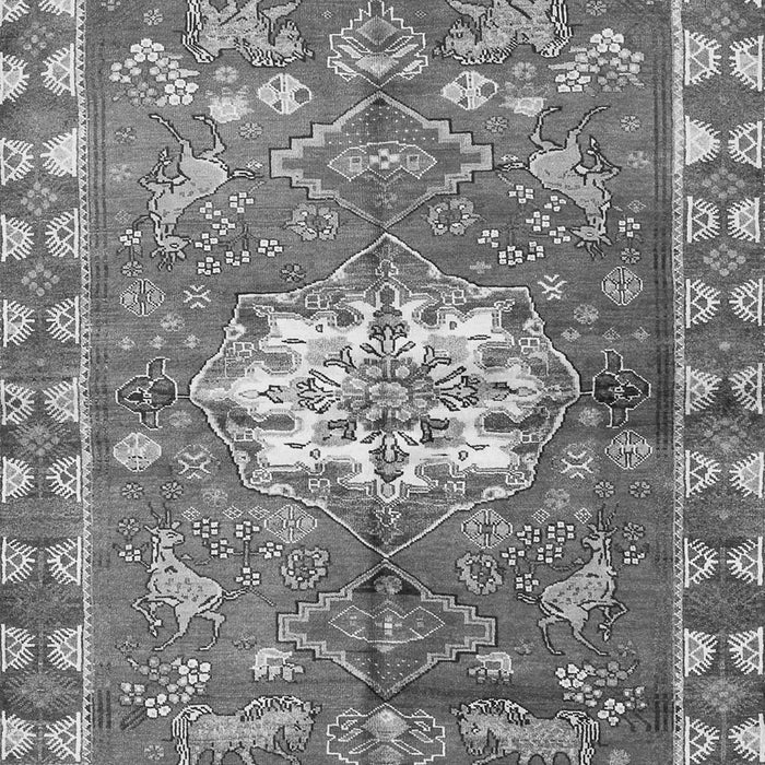 Serging Thickness of Machine Washable Animal Gray Traditional Rug, wshtr3052gry