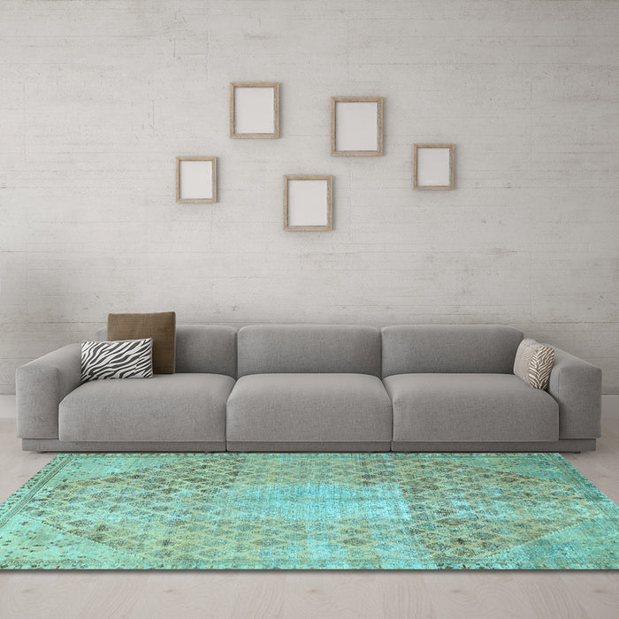 Machine Washable Persian Light Blue Traditional Rug in a Living Room, wshtr3054lblu