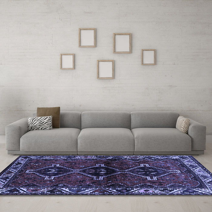 Machine Washable Persian Blue Traditional Rug in a Living Room, wshtr3057blu