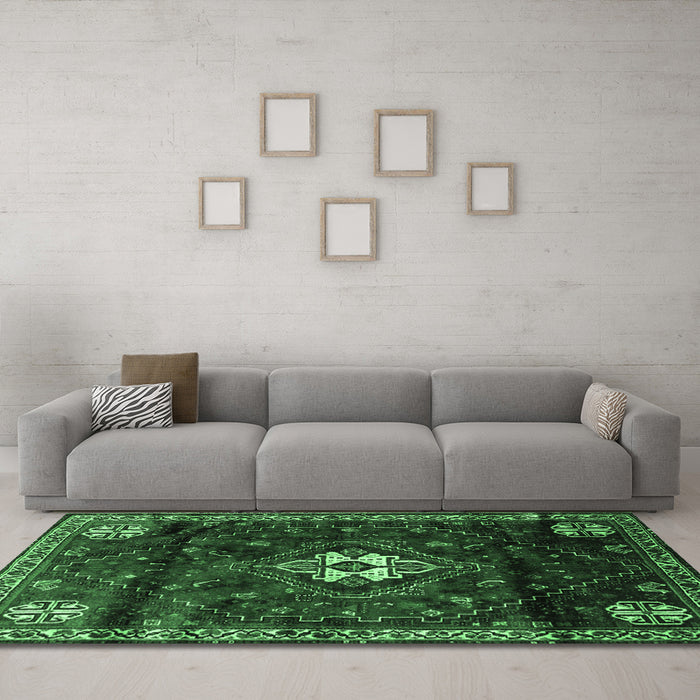 Machine Washable Persian Emerald Green Traditional Area Rugs in a Living Room,, wshtr3058emgrn