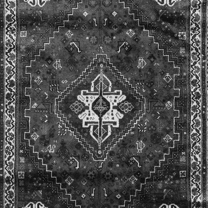 Serging Thickness of Machine Washable Persian Gray Traditional Rug, wshtr3058gry
