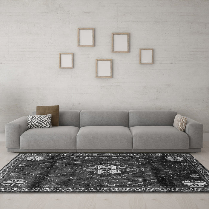 Machine Washable Persian Gray Traditional Rug in a Living Room,, wshtr3058gry